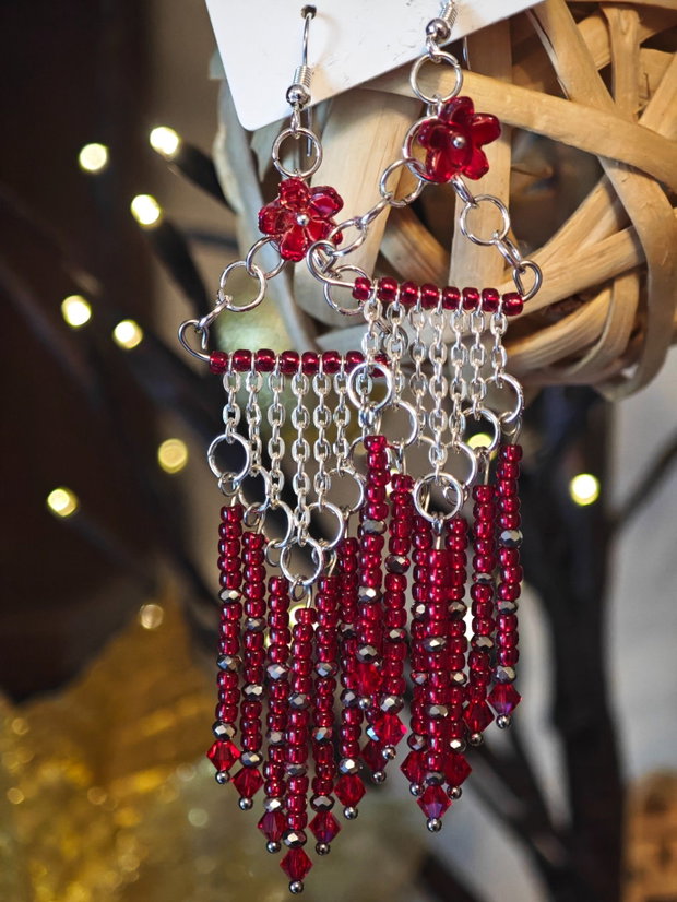 Cercei unicat lungi rosu din mărgele sticla Cehia și cristale Swarovski