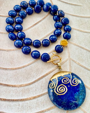 Colier magnezit albastru & pandantiv lapis lazuli