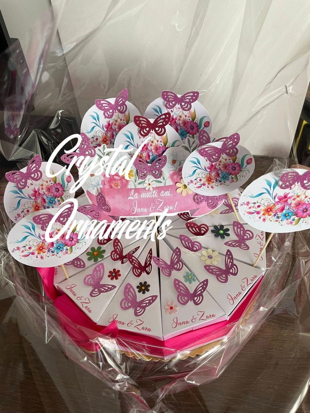 Cutie felie de tort fluturi 3d