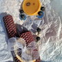 Set cadou cercei si pandantiv cu roca vulcanica si lumanari decorative parfumate