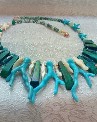 Colier crysocolla,amazonit,sidef,agate ,cristale swarovski,howlite
