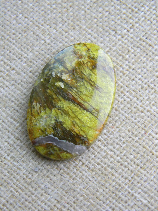 Caboson opal verde (C39)