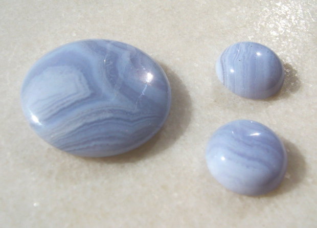 (3 bucati) Calcedonie albastra set cabochoane