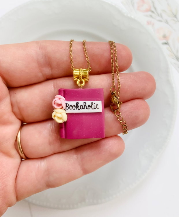 Colier Bookaholic