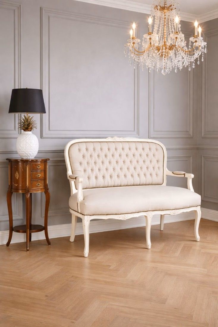 Sofa baroc din lemn masiv alb cu tapiterie din catifea grej
