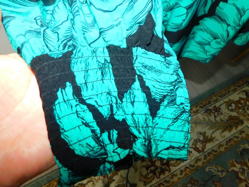 Bluza noua, viscoza, asura 52- 54, eleganta, lejera