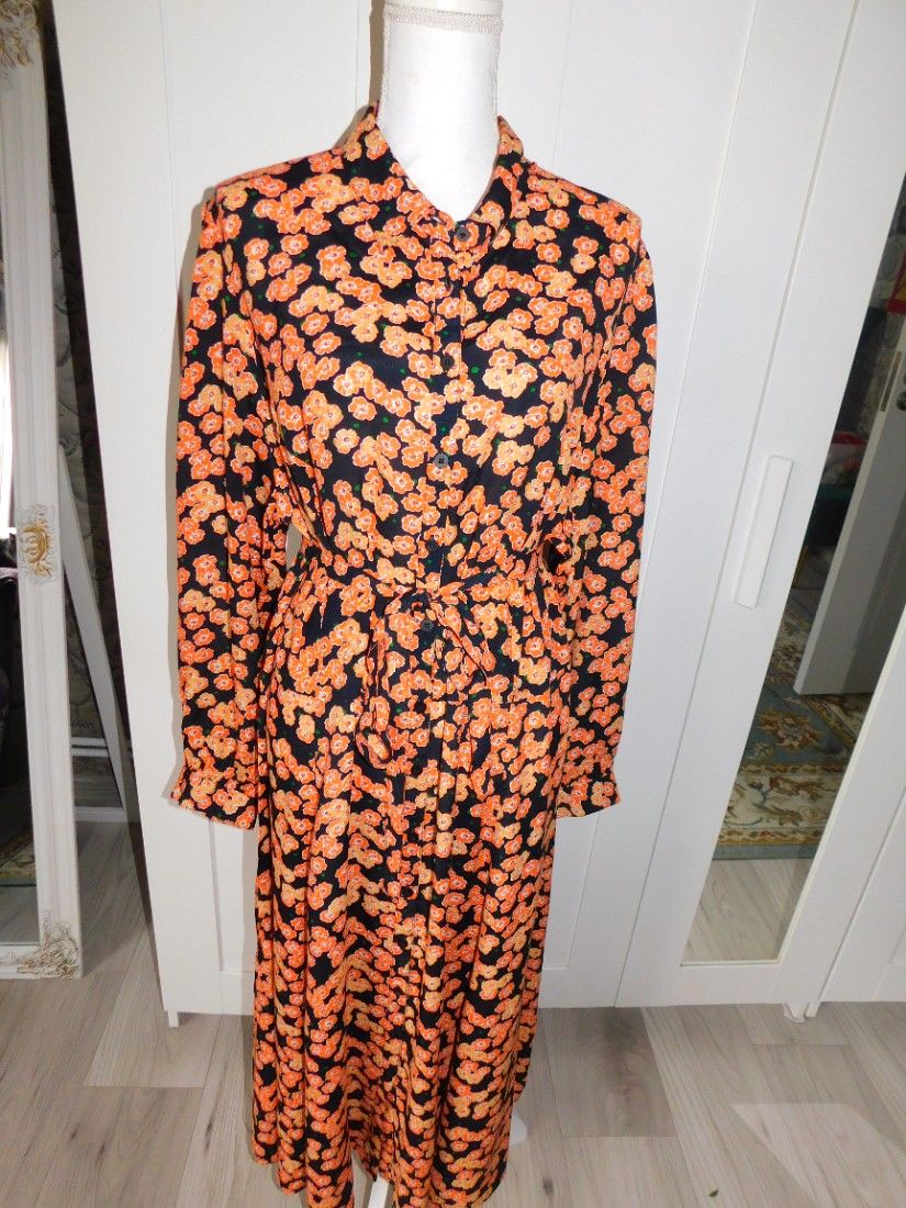 Rochie noua, C & A , viscoza, masura 52 - 54