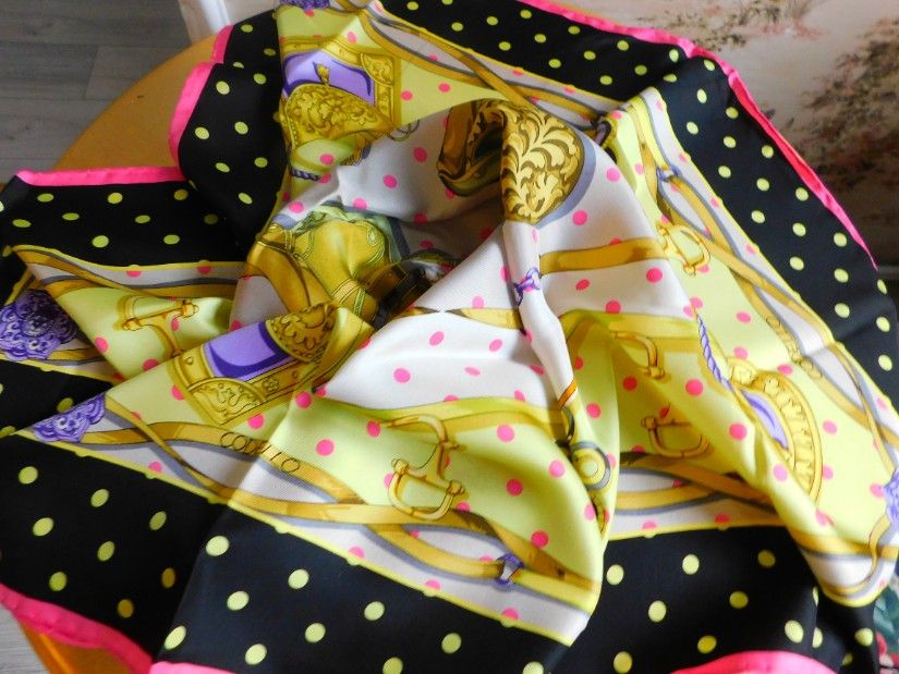 Codello,  esarfa noua  matase naturala designer,  deosebita,