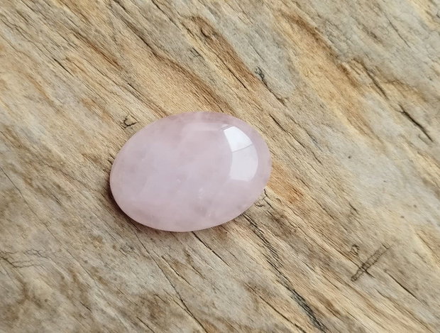 Cabochon cuart roz, 30x22 mm