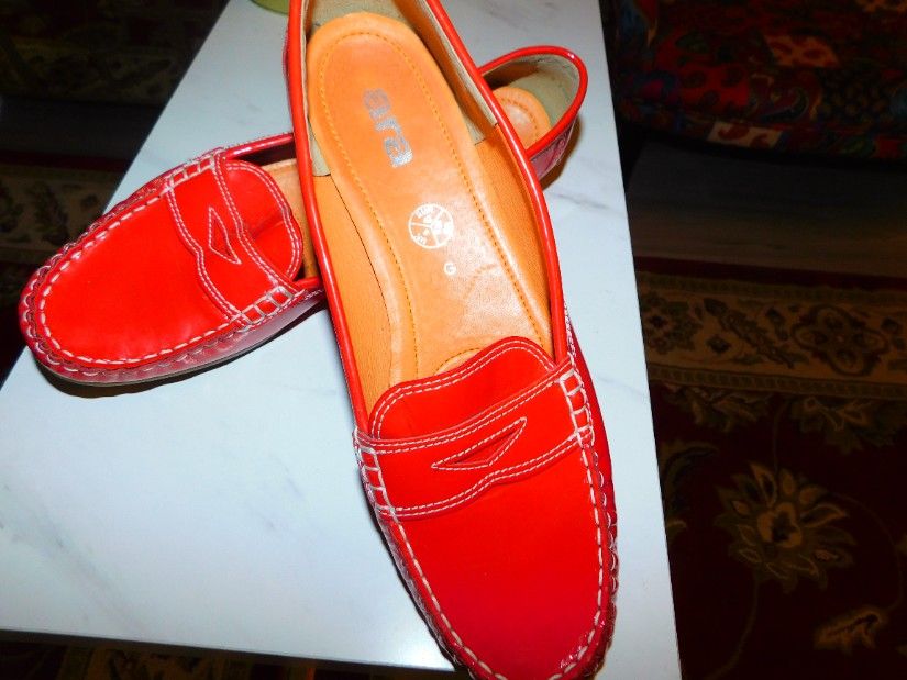 Brand ARA, mocasini noi, piele naturala lacuita, captusiti cu piele , noi ,masura 42
