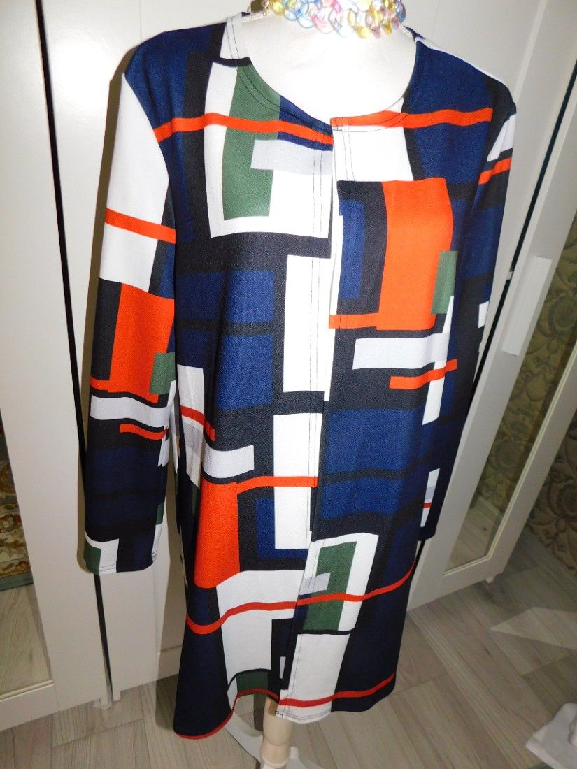 Cardigan nou, lung , masura XL, potrivit pentru masua L