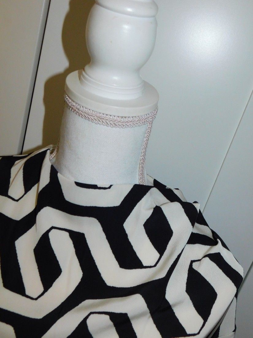 H & M , bluza noua, eleganta, masura L