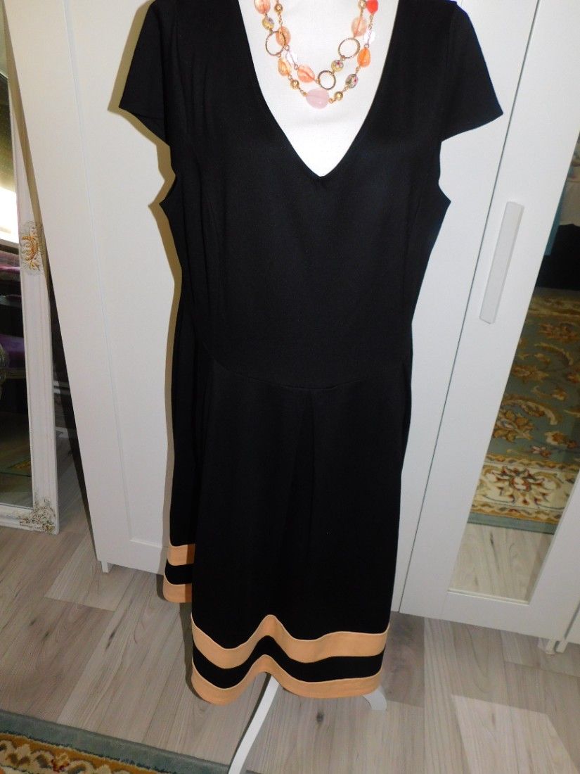 Rochie noua, brand Ana Field, masura 50 - 52, foarte eleganta