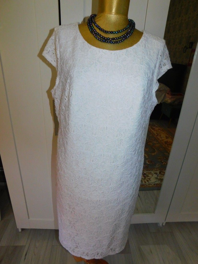 Rochie dantela alba, Bexleys nr 48