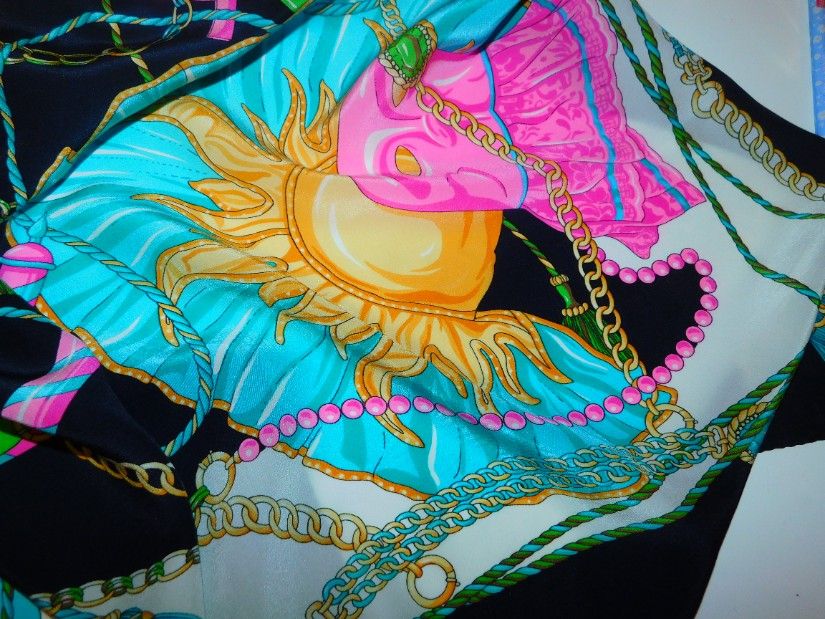 CODELLO, esarfa noua matase naturala 90 x90 cm, superba