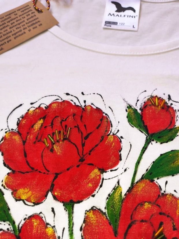 Tricou pictat manual