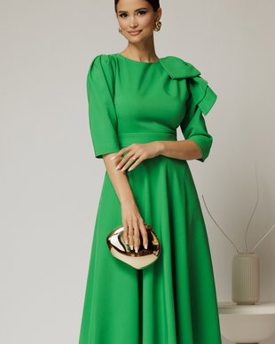 Rochie midi verde clos cu funda ampla pe umar si cordon detasabil
