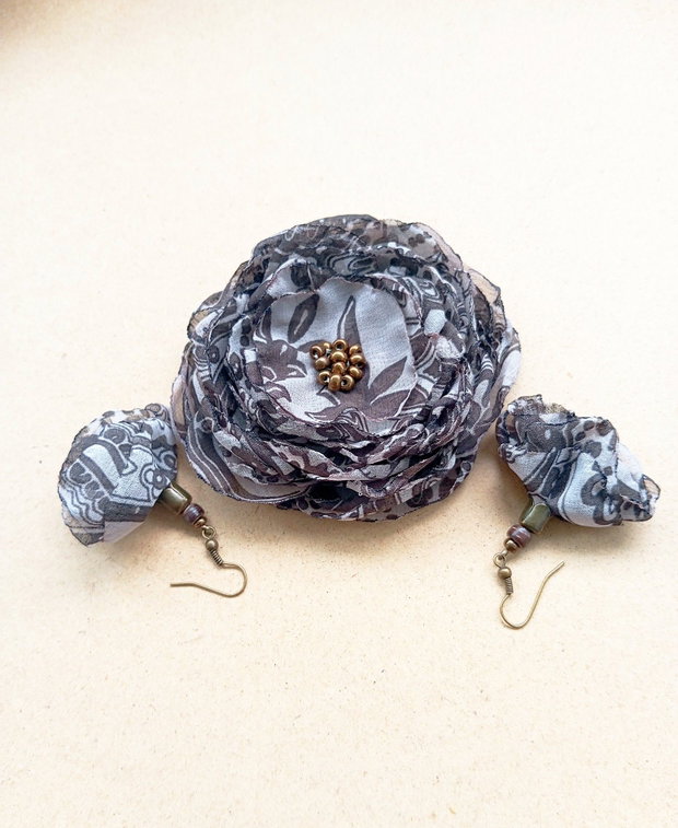 set floral nuanțe neutre