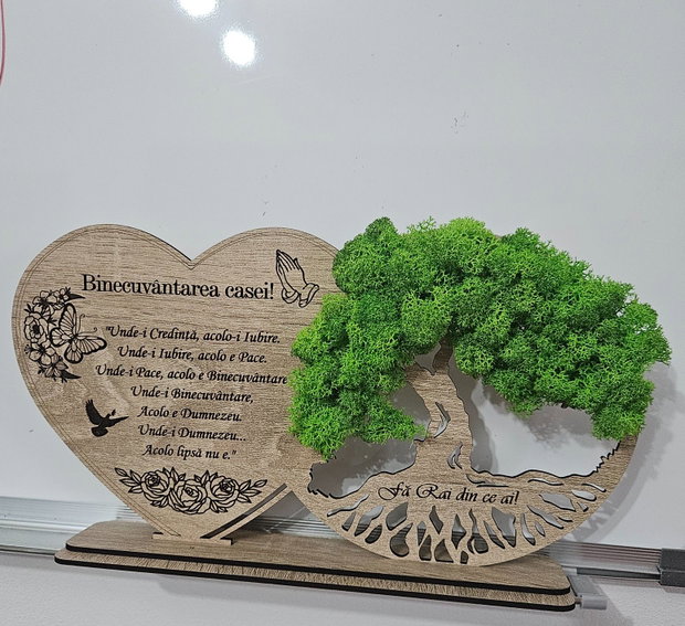 Binecuvantarea casei - copacul vietii cu licheni