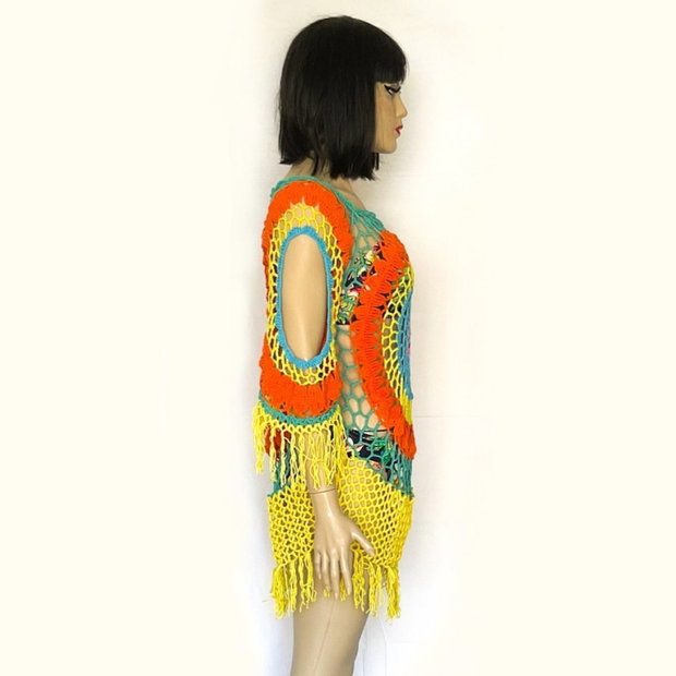 Rochie de plajă multicoloră croșetată manual, bikini cover up boho cu franjuri, tunică de vară handmade, mărime universală