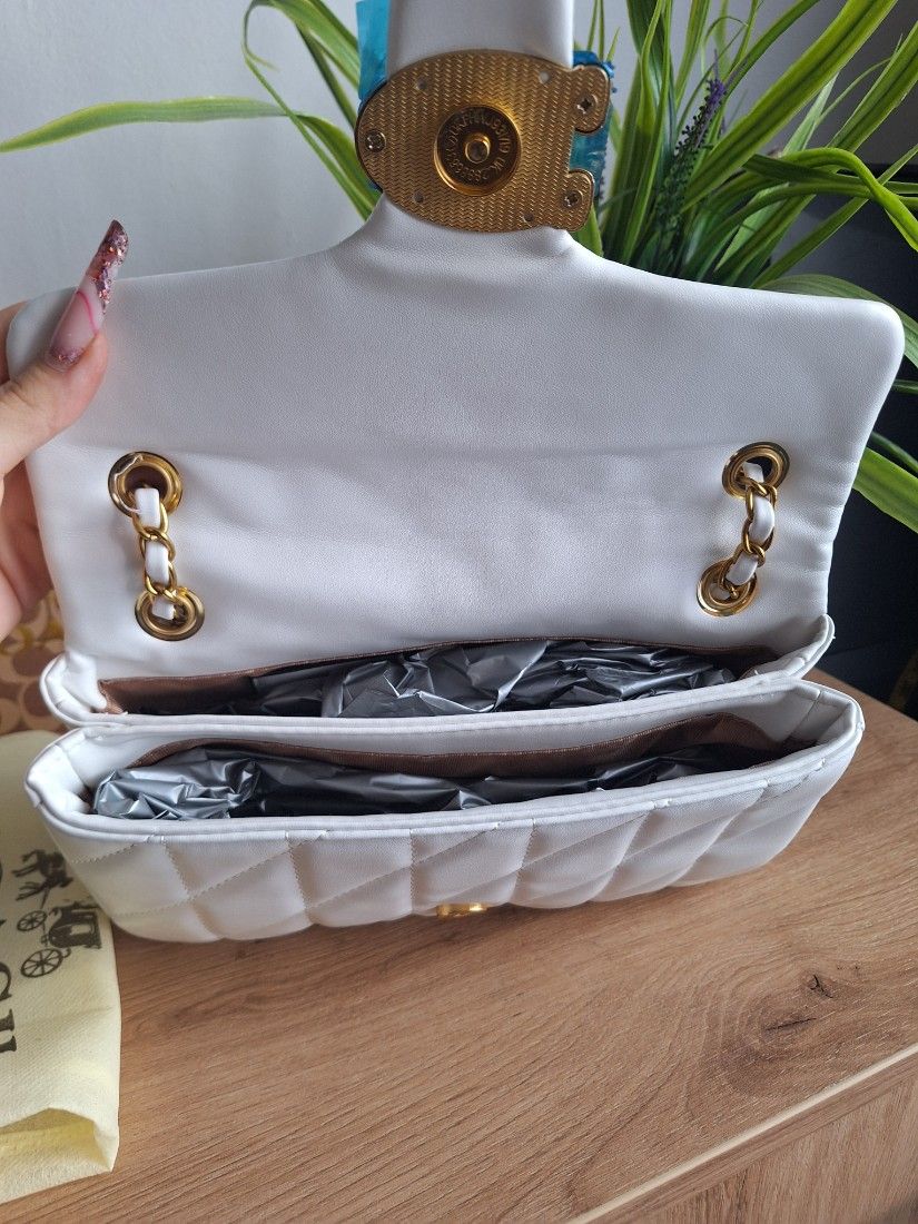 Geanta coach