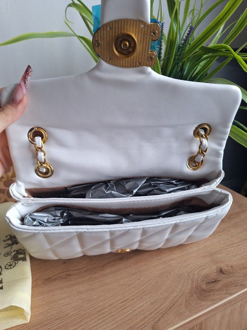 Geanta coach