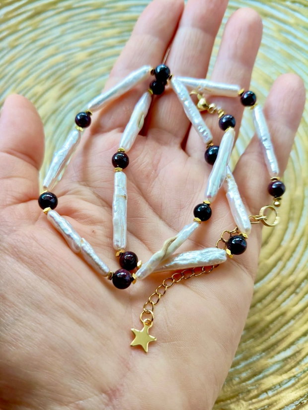 Set Colier și cercei perle baroc Biwa albe & granat natural