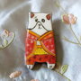 Brosa din portelan pictata manual - Samurai Cat