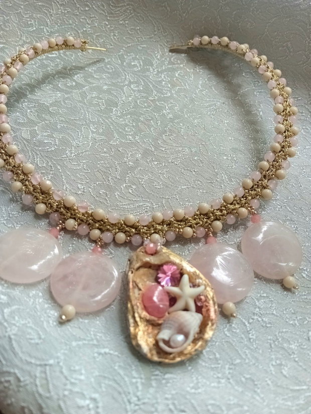 Colier quartz roz,agate,cristale swarovski,scoica natural