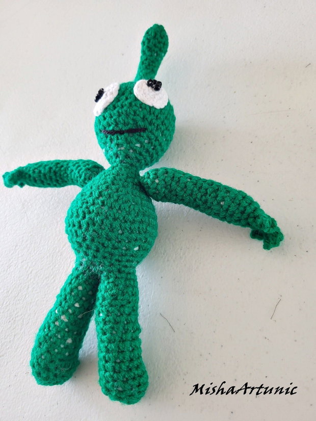 Martian crosetat - Jucarie