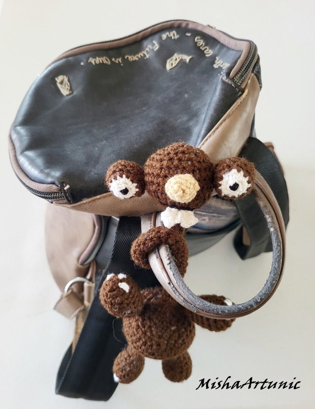 Sit crosetat - jucarie, accesoriu