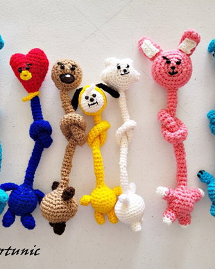 BTS accesorii crosetate