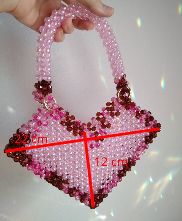 Geanta din margele lucrata manual 22x12 cm