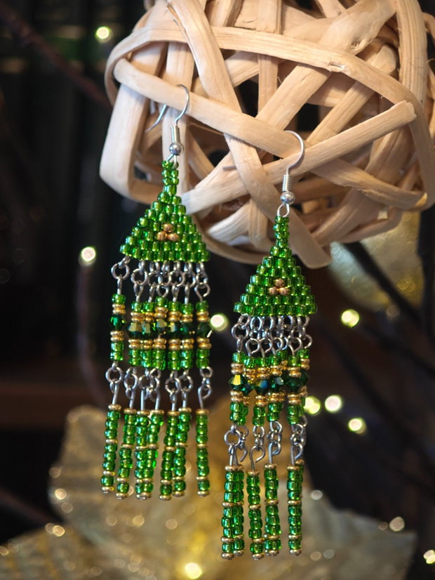 Cercei lungi verzi unicat din mărgele sticla Cehia și cristale Swarovski