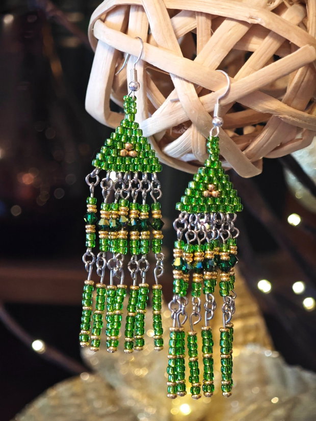 Cercei lungi verzi unicat din mărgele sticla Cehia și cristale Swarovski