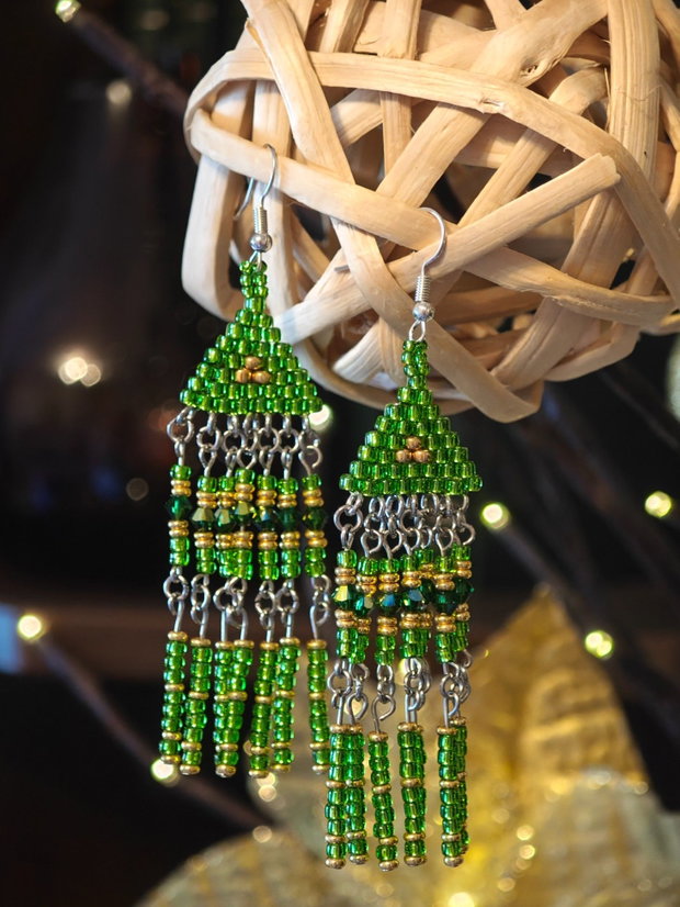 Cercei lungi verzi unicat din mărgele sticla Cehia și cristale Swarovski
