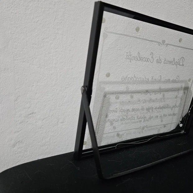 Cadou de suflet pentru educatoare - Diplomă de Excelență din Sticlă Gravată Manual