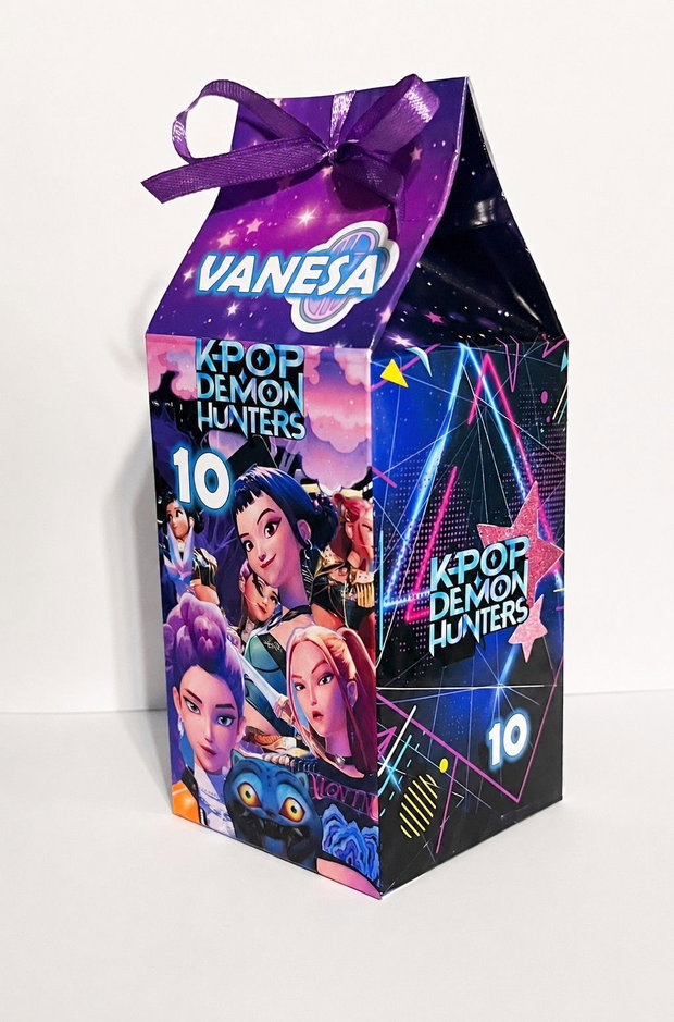 Cutii K-Pop Vânătorii de Demoni personalizate