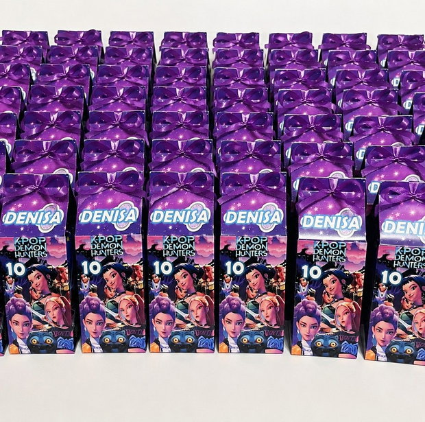 Cutii K-Pop Vânătorii de Demoni personalizate