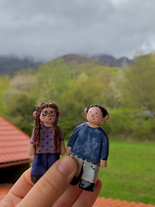 Figurină Mini Me Personalizată din lut