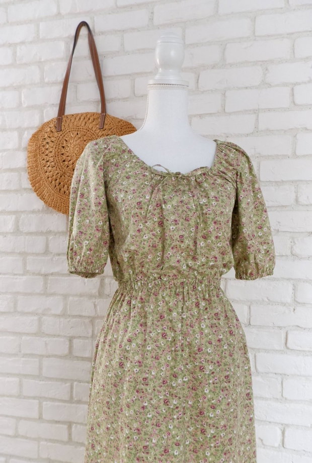 Rochie Panza Talie Elastica Vernil cu Flori Mici Mov