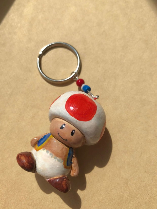 Breloc Toad Mario Bros din lut