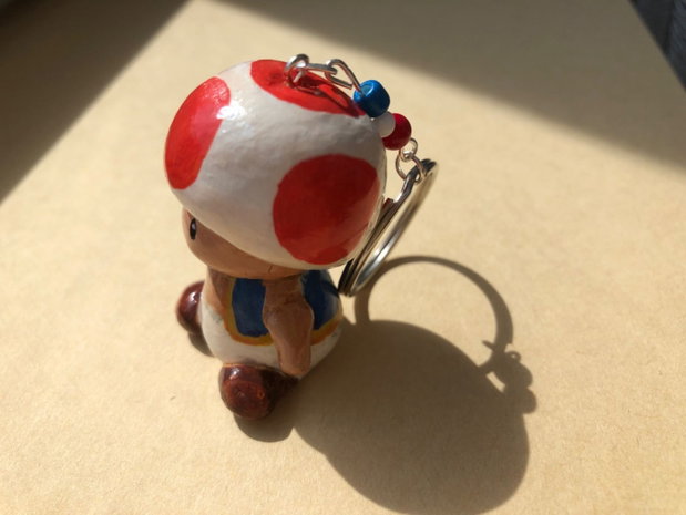 Breloc Toad Mario Bros din lut
