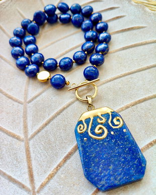 Colier magnezit albastru & pandantiv lapis lazuli