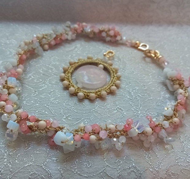 Colier quartz roz,opalit,cristale,agate