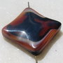 Agata dungata usor gravata romb aprox 34x32.5x6 mm