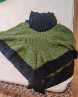Pelerină verde