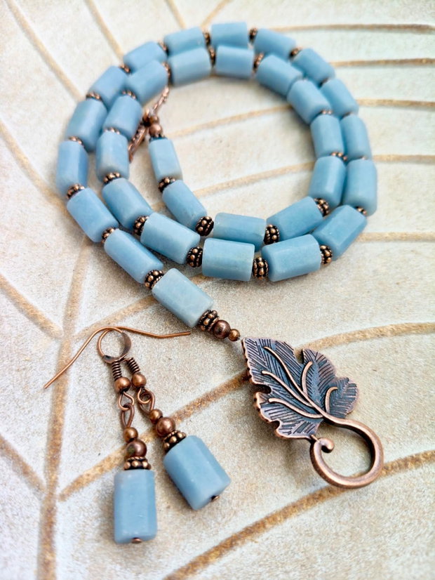 Colier vintage opal blue african