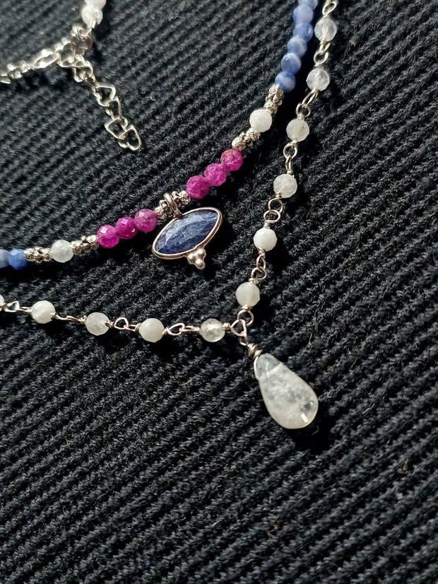 Colier argint Kianit rubin piatra lunii charm brioleta minimalist boho chic trendy