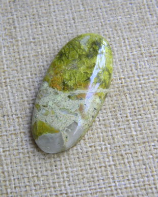 Caboson opal verde (C40B)